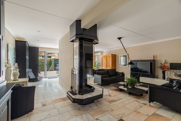 De wervel 38-2-12.jpg